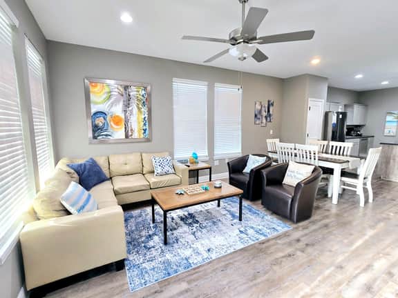 5215 Gateway to the Gulf - Image 4