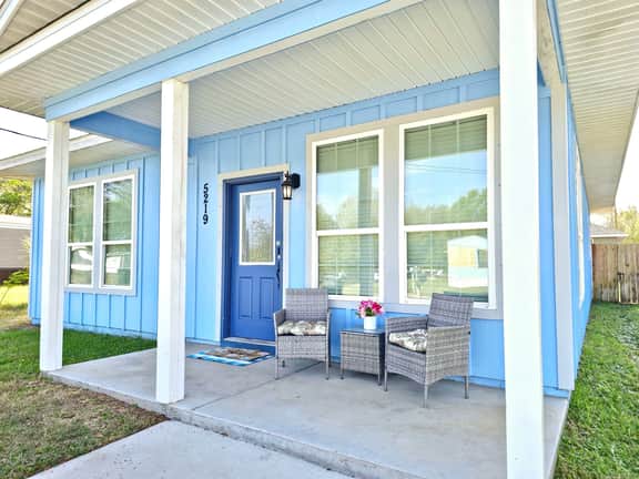 5219 Gateway to the Gulf - Image 3