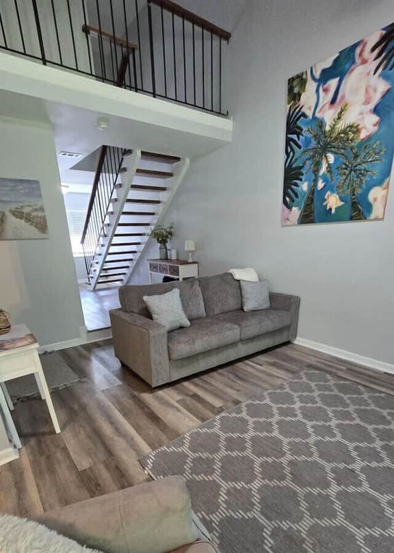 Mariner Lakes Unit 27 Poolside Condo - Image 4